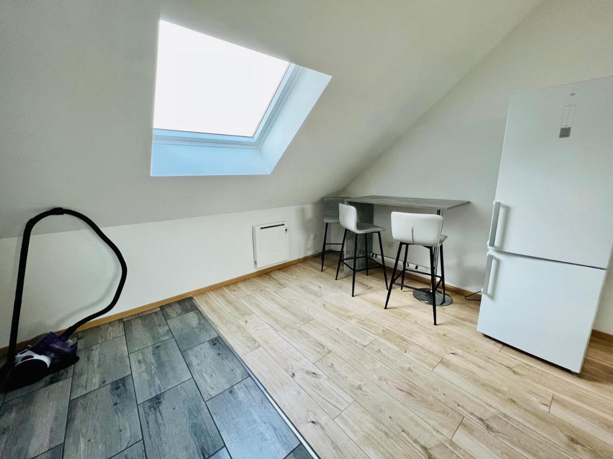 La Fensch Wifi Un-Sejour-A-Part Lägenhet Florange Exteriör bild